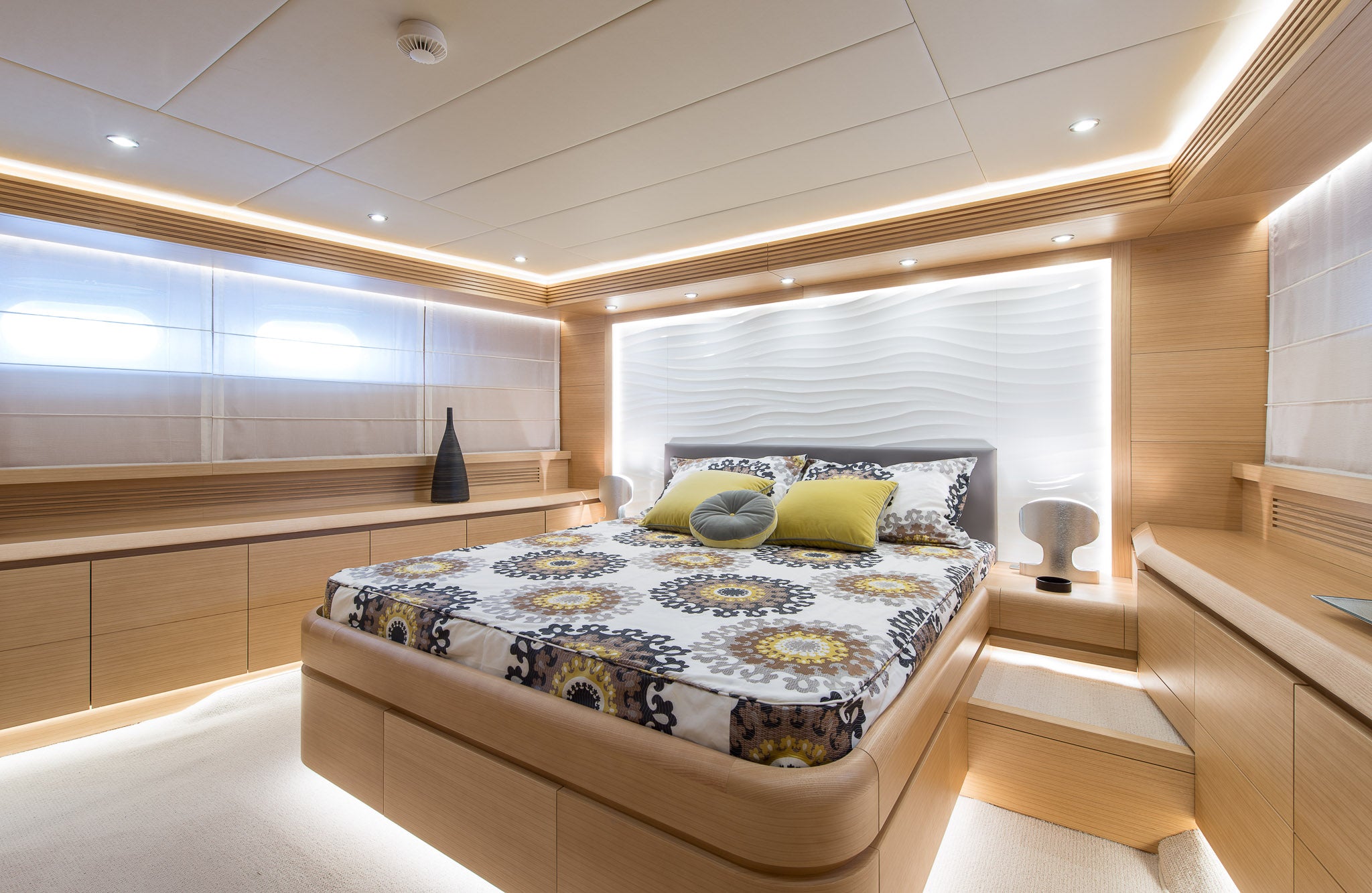 yacht charter with jet ski Monaco