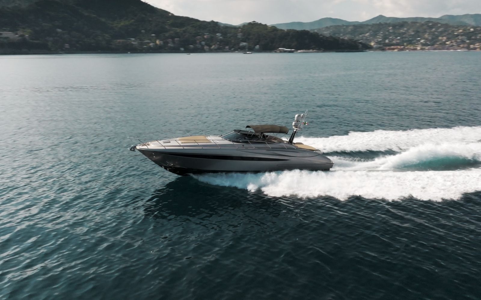 Naples Italy party yacht charter