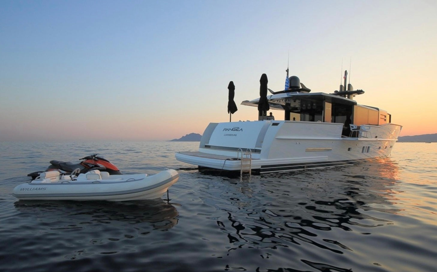 Private Yacht Charter St Tropez France