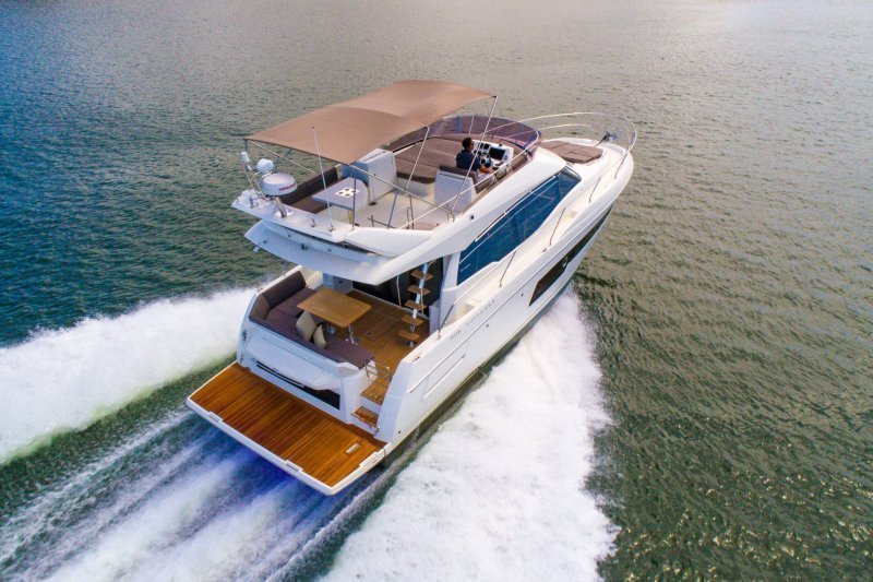 luxury yacht charter in monaco