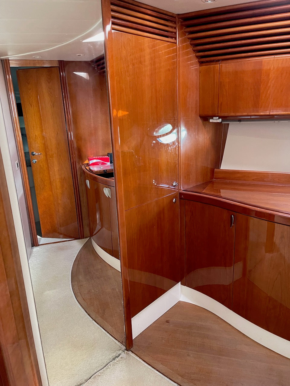 Luxurious Yacht Charter Cannes