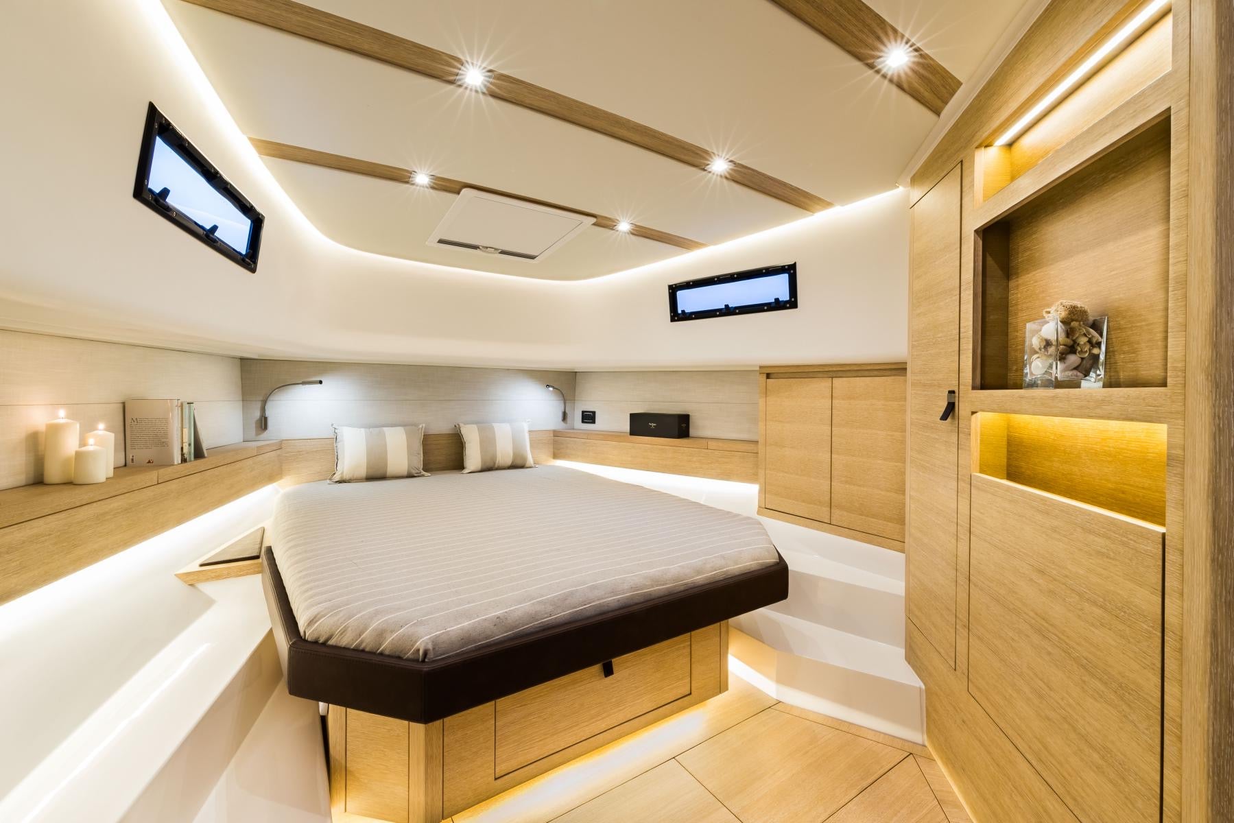 Yacht Charter Beaulieu sur Mer
