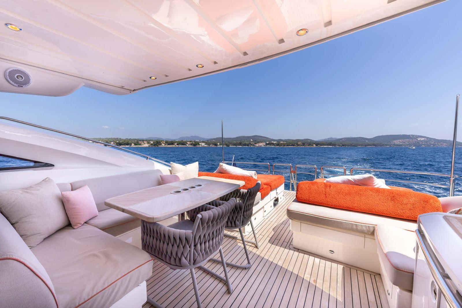 P'tite Bouille Yacht Charter Holiday Cannes France