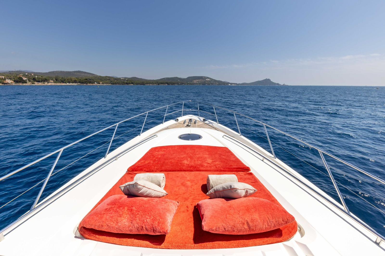 P'tite Bouille Yacht for rent In Cannes