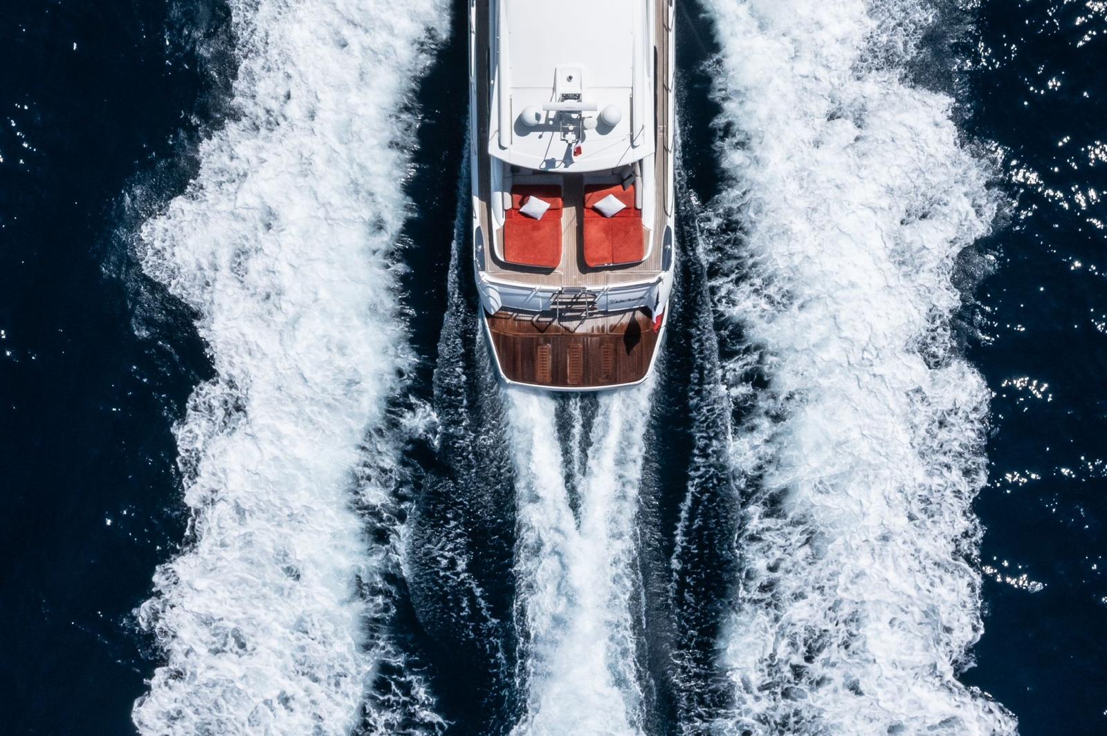 P'tite Bouille yacht and jet ski charter Cannes