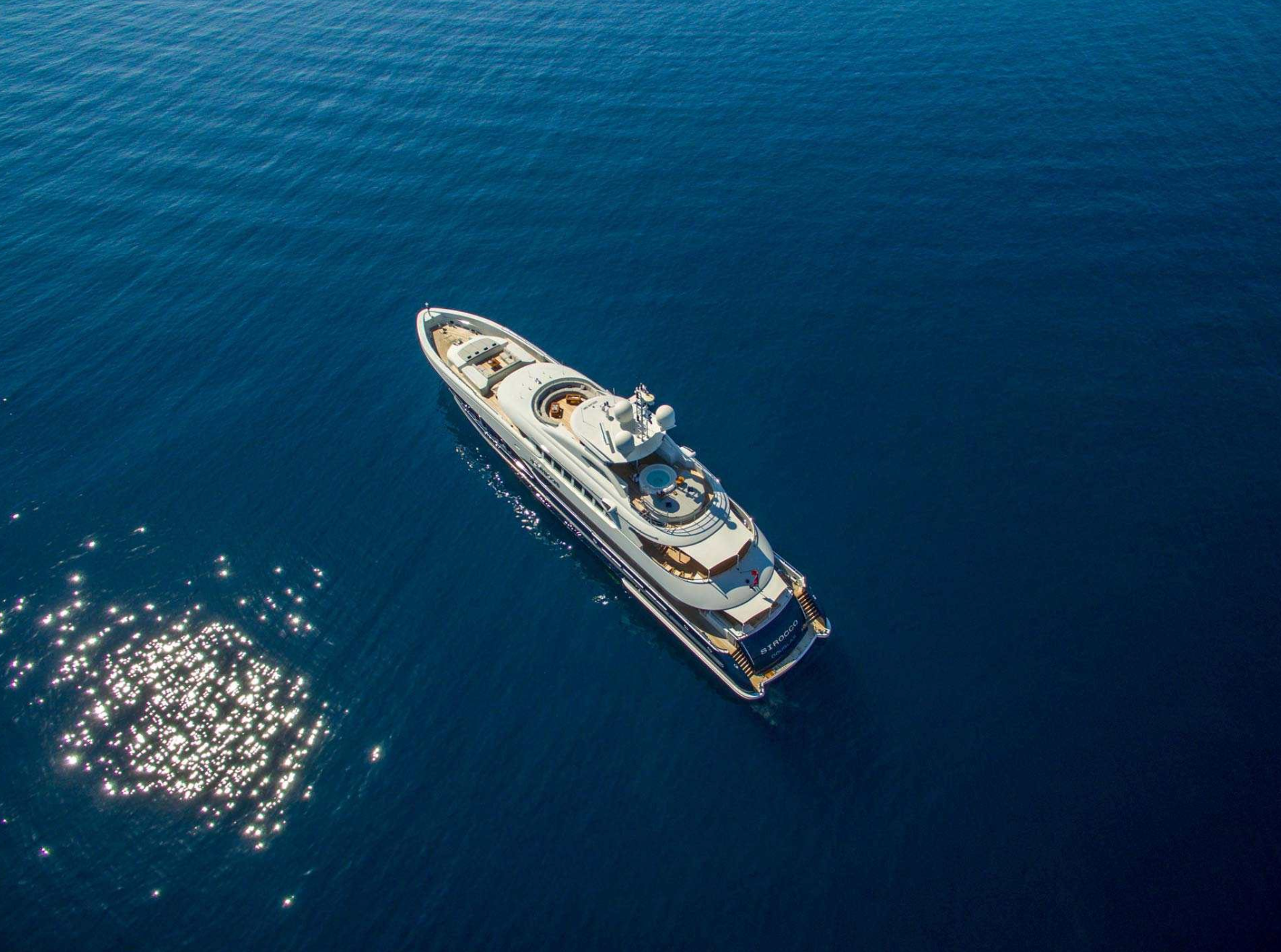 Mega yacht Charter Cannes