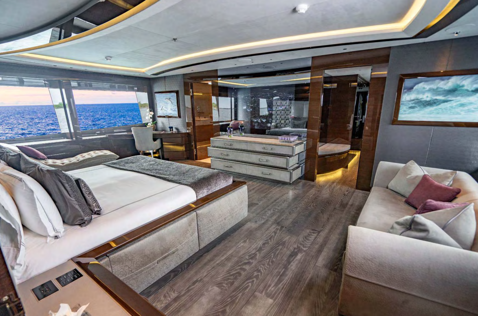 BABA'S weekend yacht charter Cannes