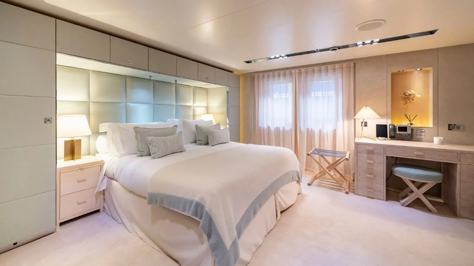 private yacht charter Cannes France