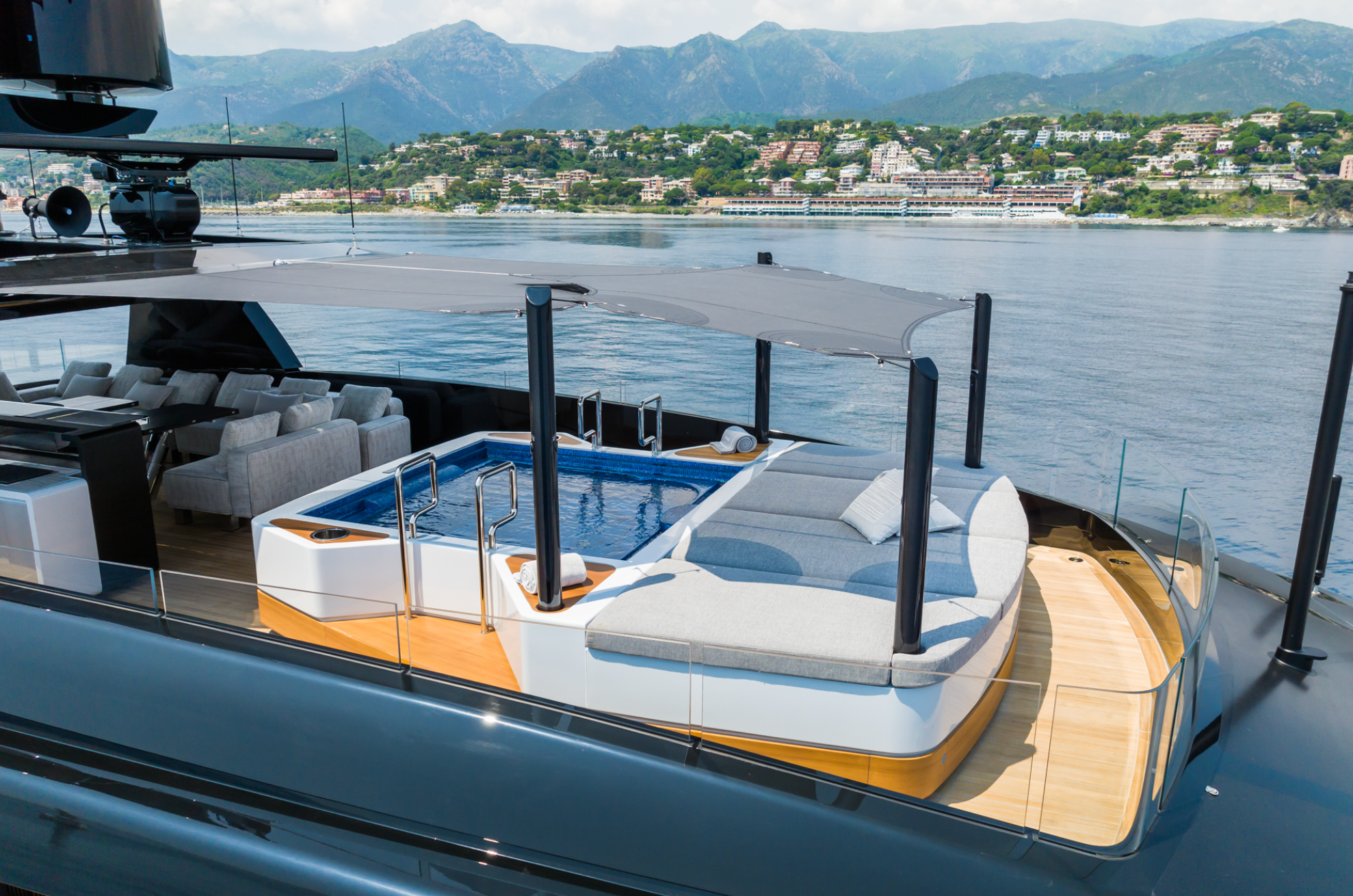 birthday yacht charter St Tropez France