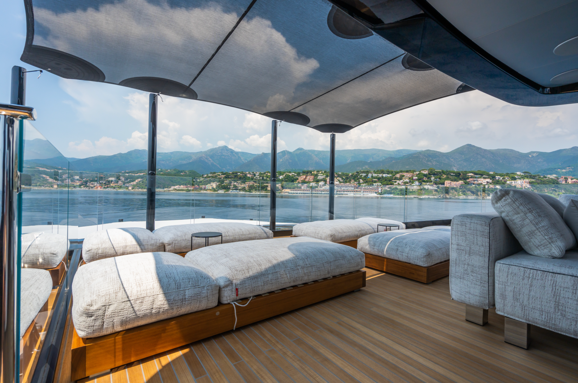party yacht charter St Tropez France