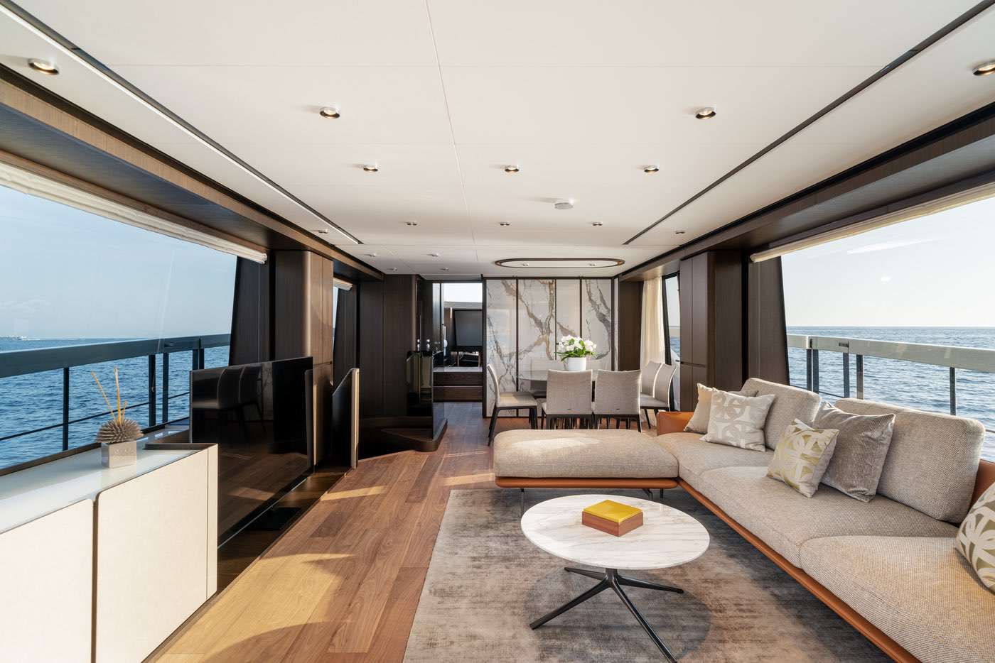 Italian yacht club charters