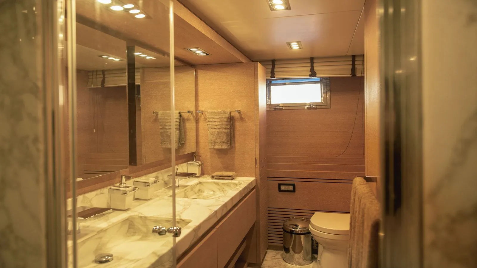 Weekly Yacht Charter Athens