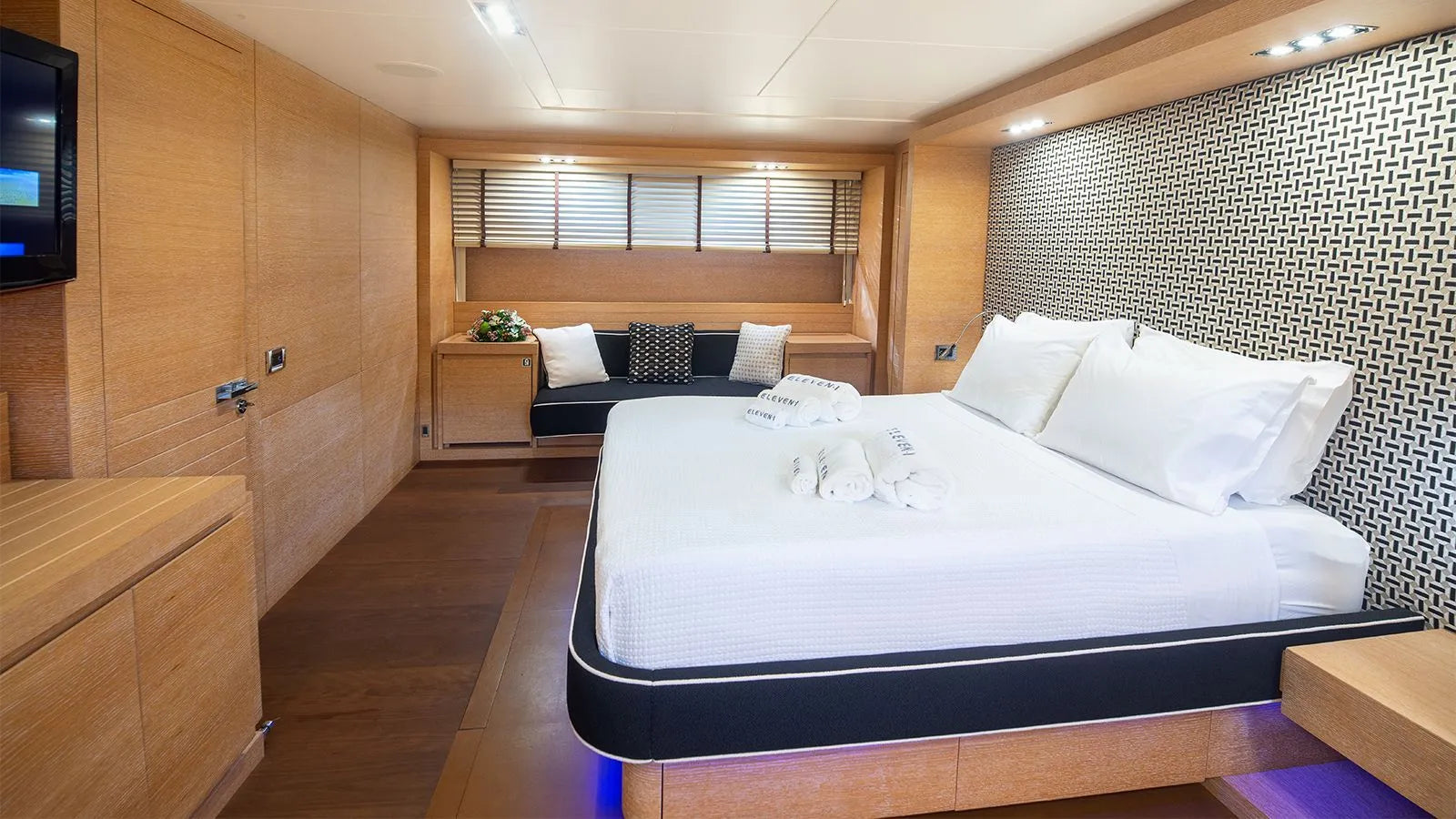 Luxury Yacht for Charter Greece