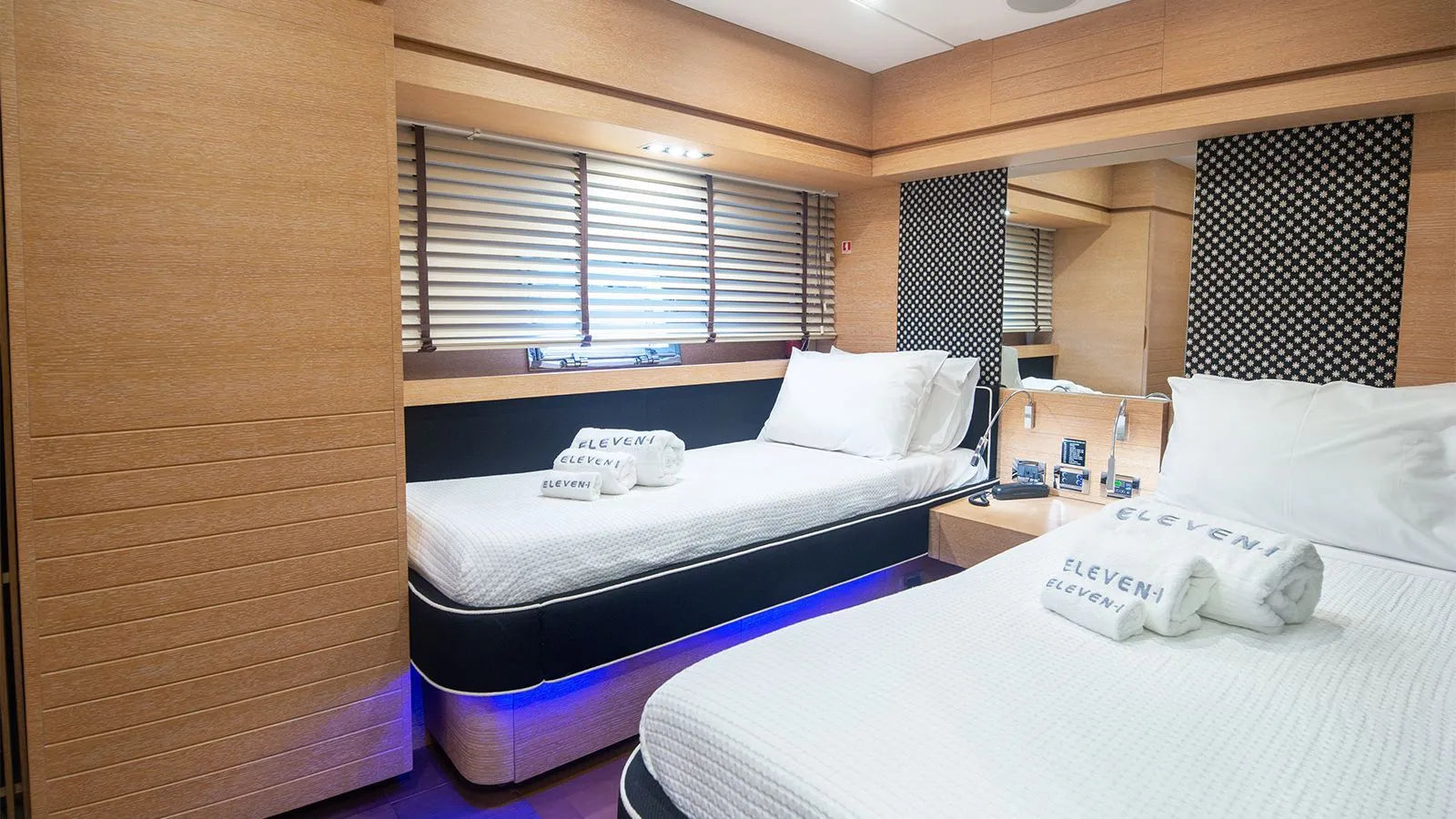 Luxury Yacht Charter in Athens