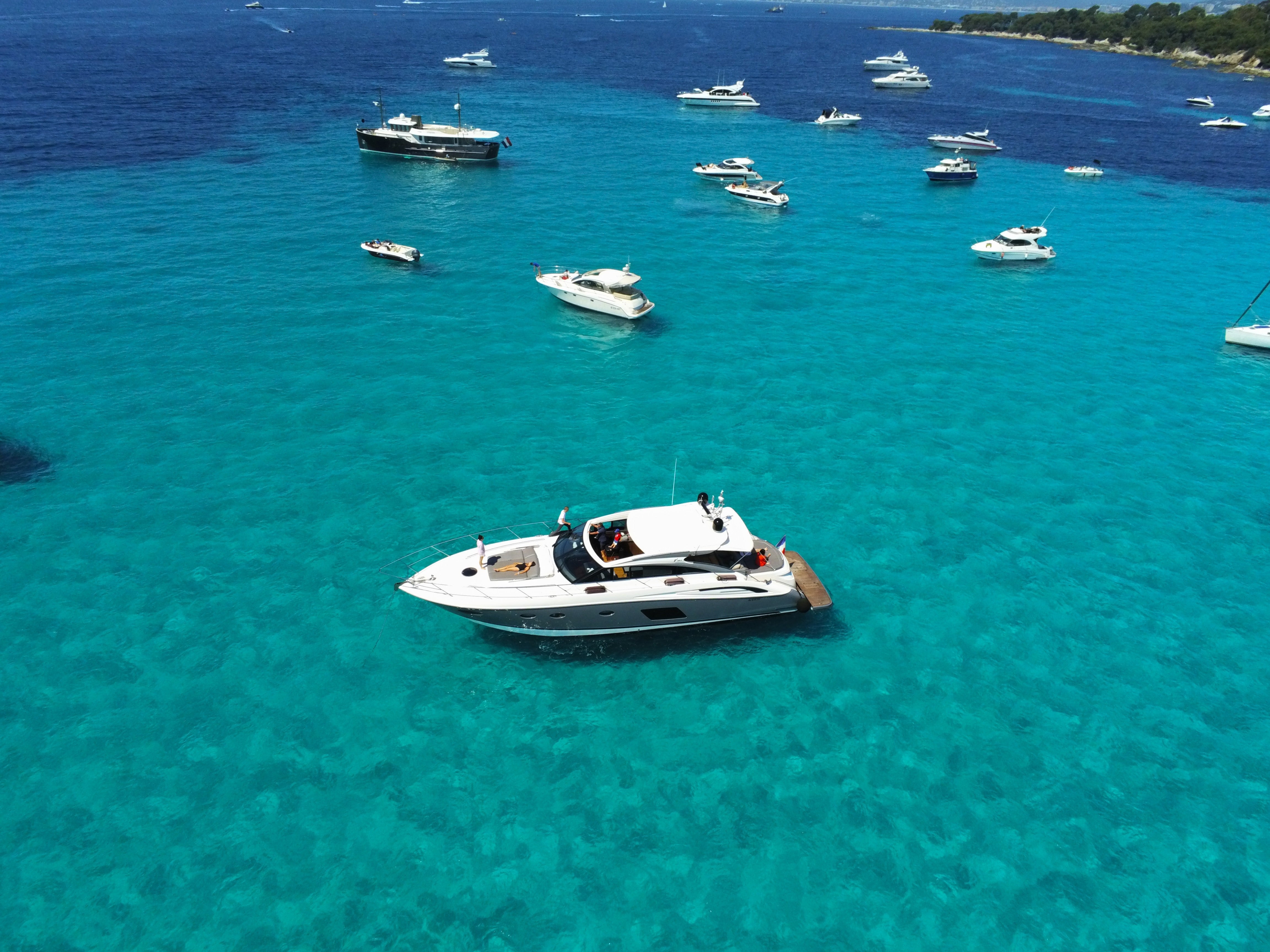 Location Yacht Cannes France