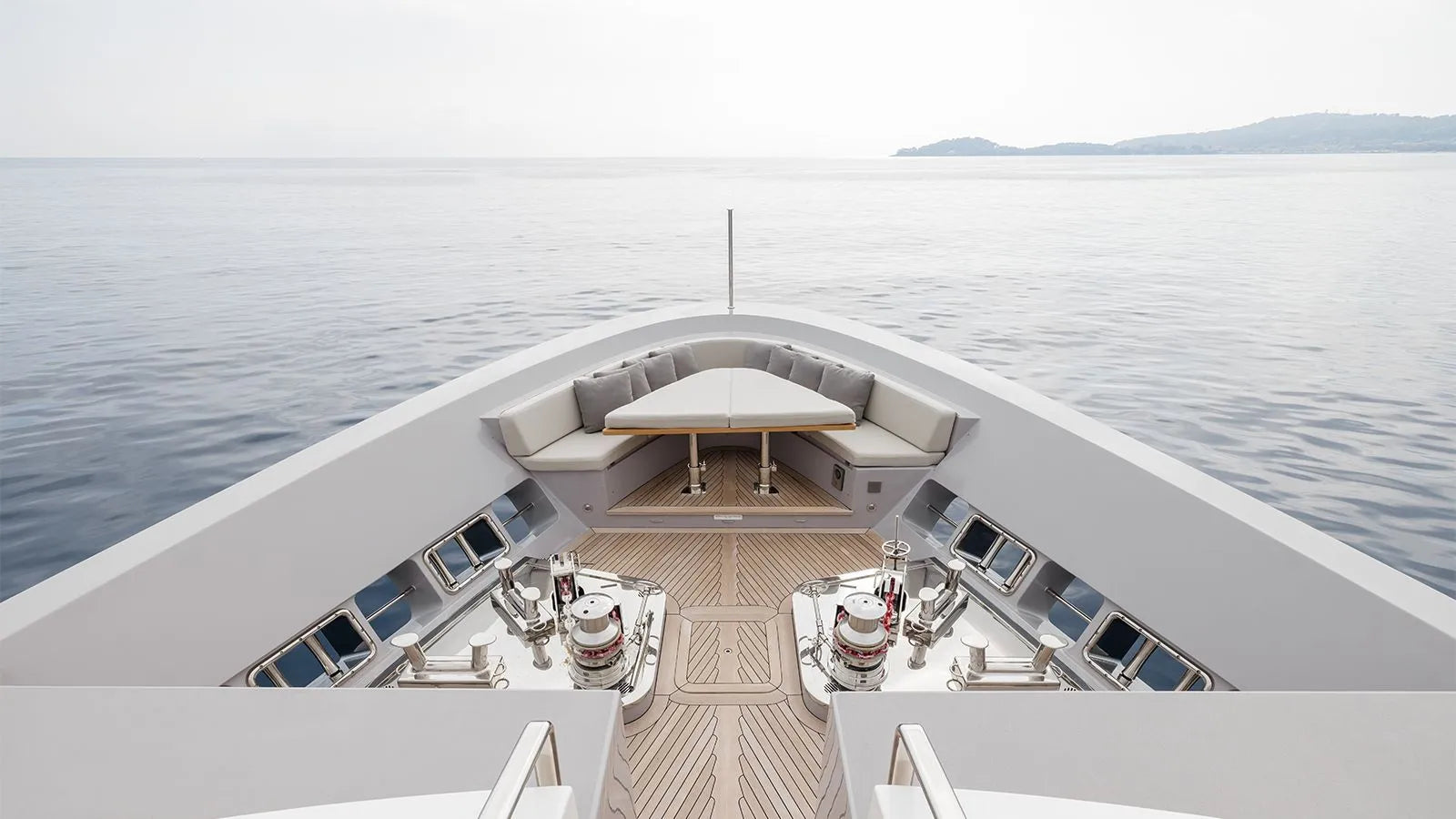M/Y LES BRUXELLOIS Luxurious Yacht Charter Cannes