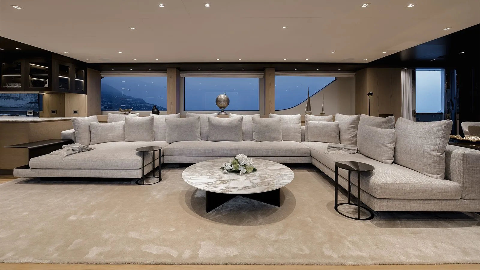 M/Y LES BRUXELLOIS Motor Yacht for Charter cannes France