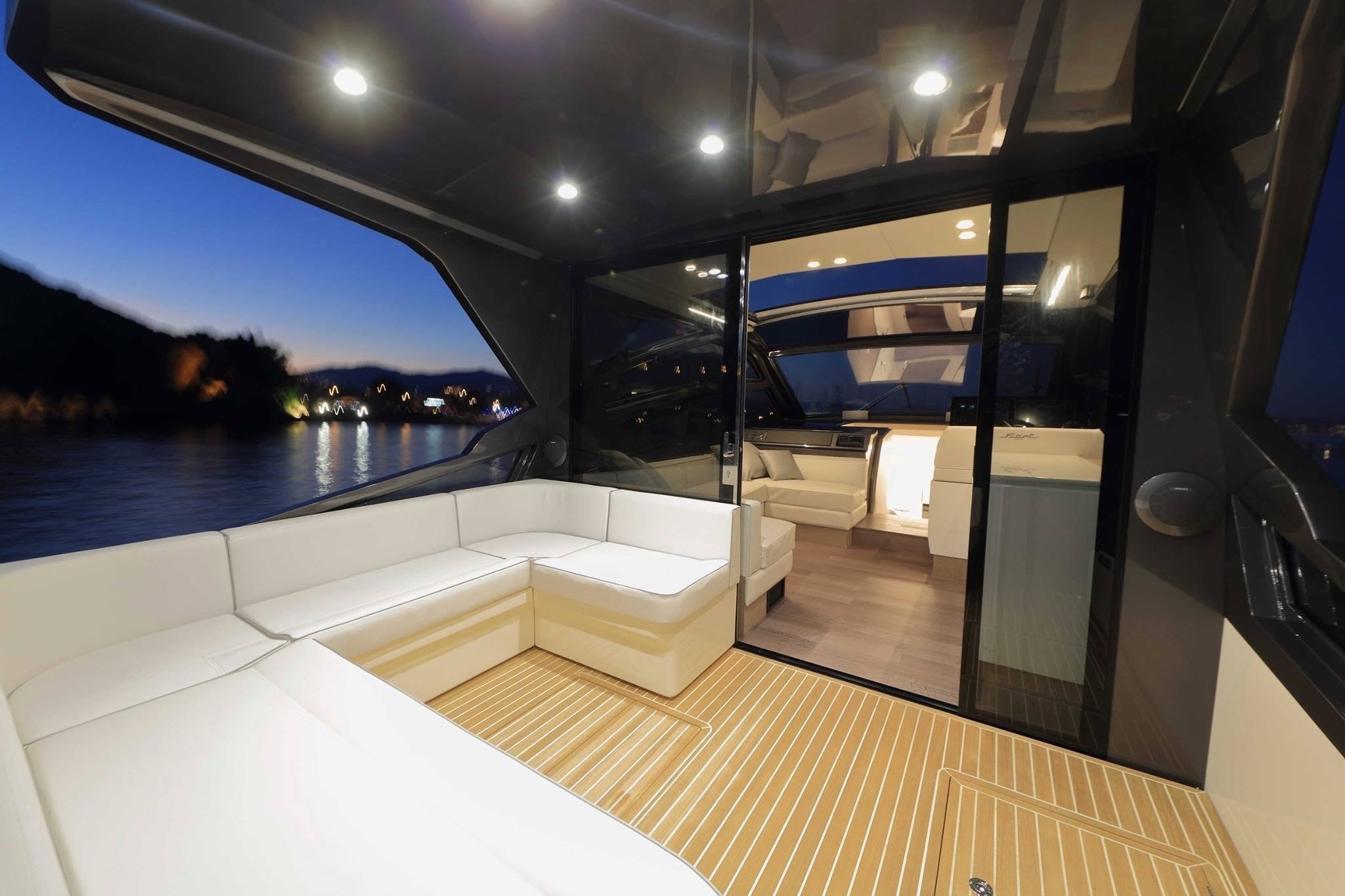 party yacht Charter Cannes
