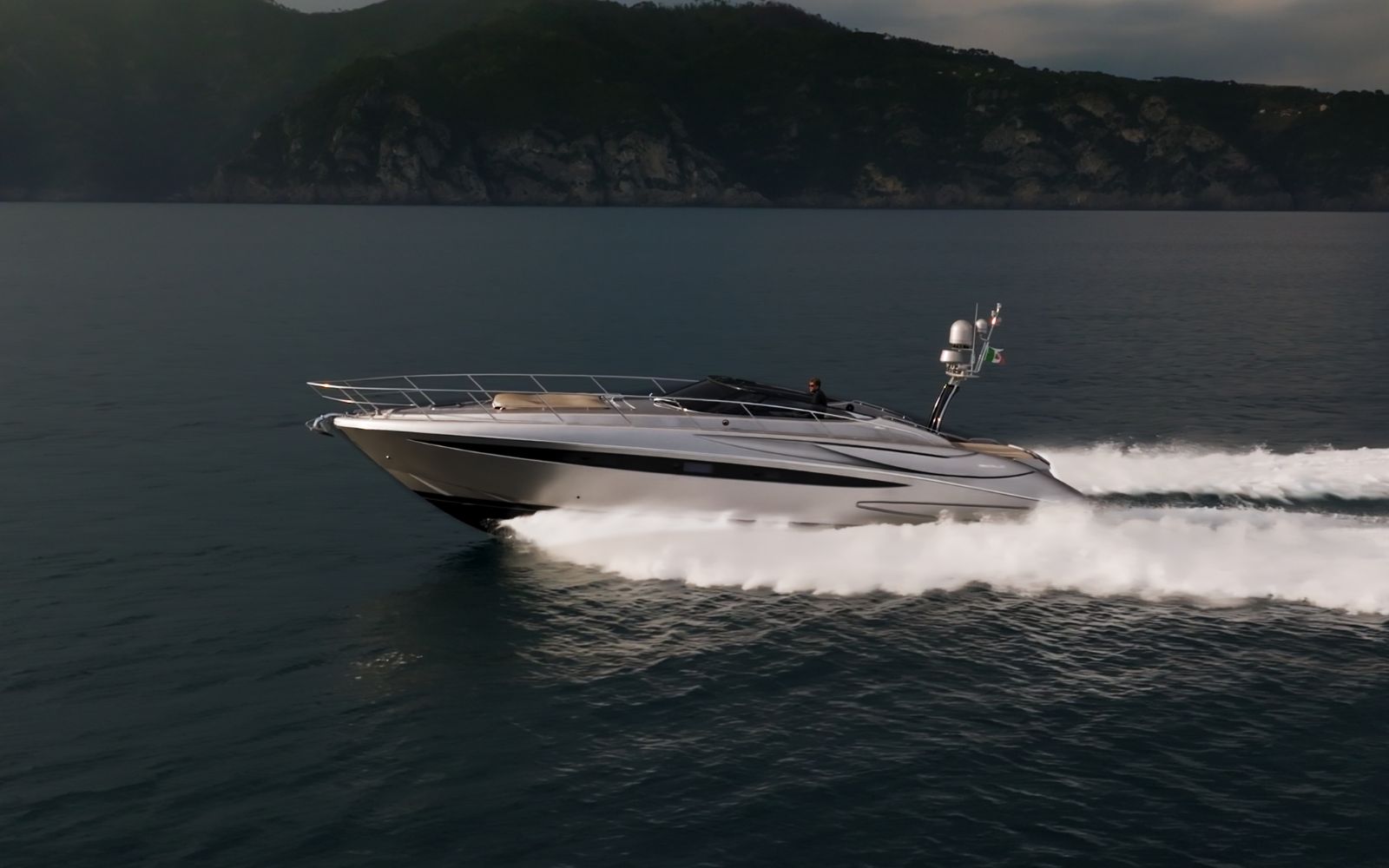 Naples Italy yacht charter prices