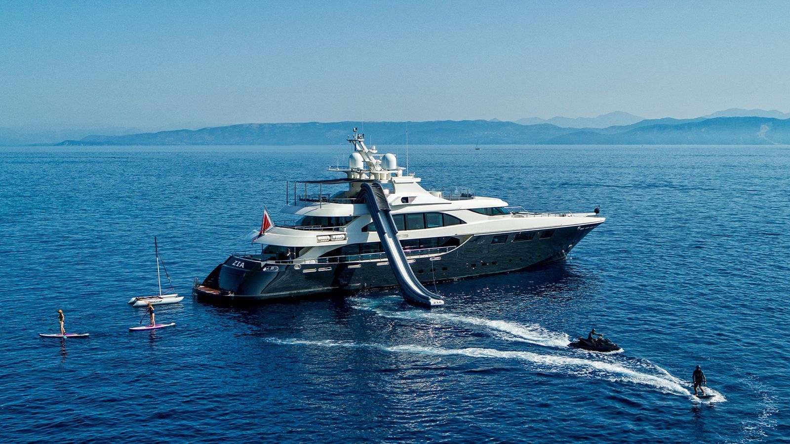M/Y ZIA yacht and jet ski charter Cannes