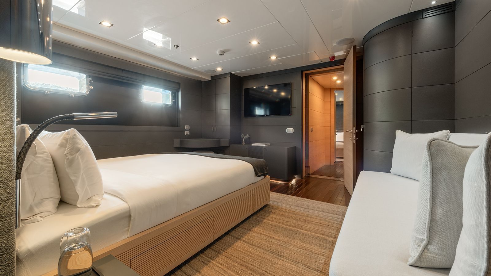 M/Y ZIA Mega Yacht Rental Cannes France