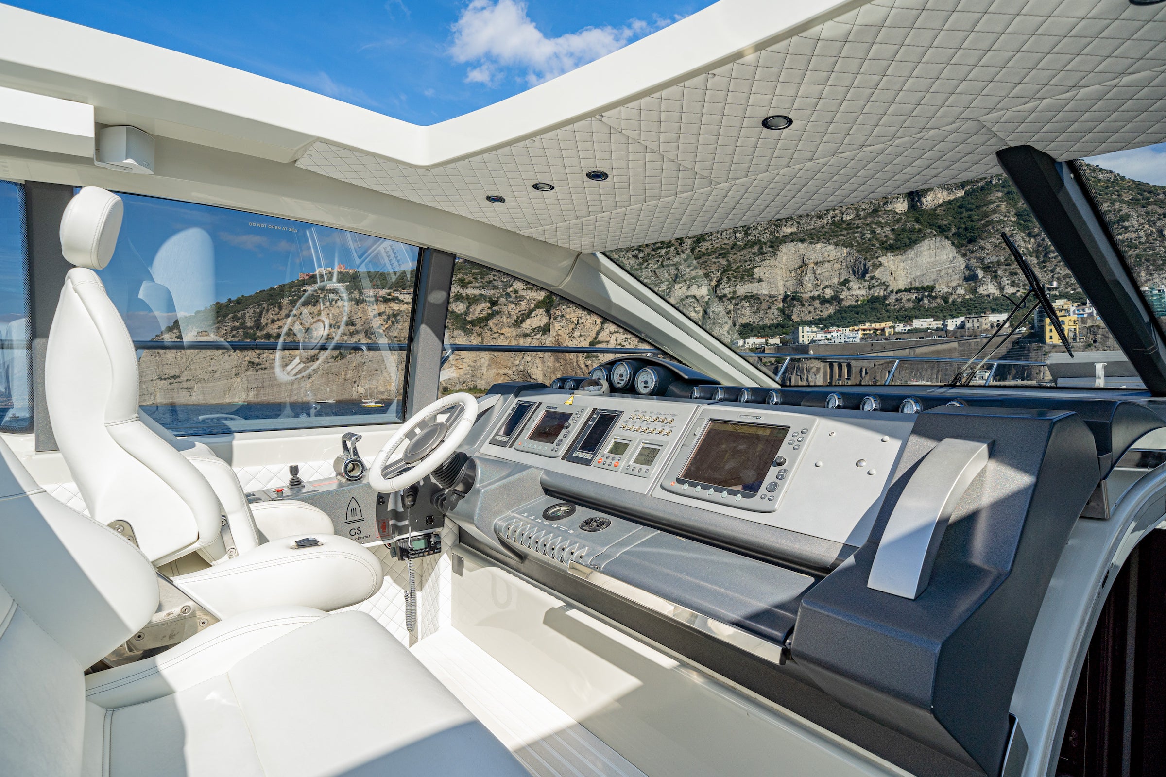 Naples Italy party yacht charter