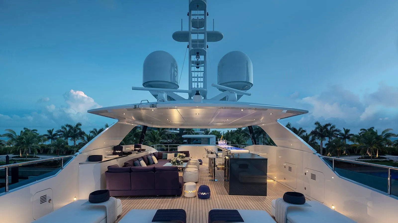 Mega yacht Charter Cannes