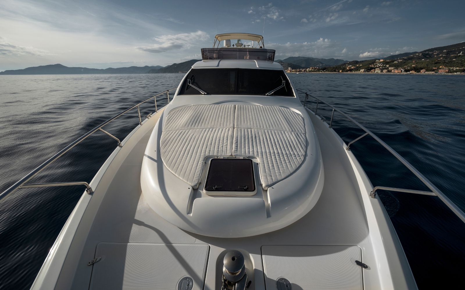 weekend yacht charter Sardinia