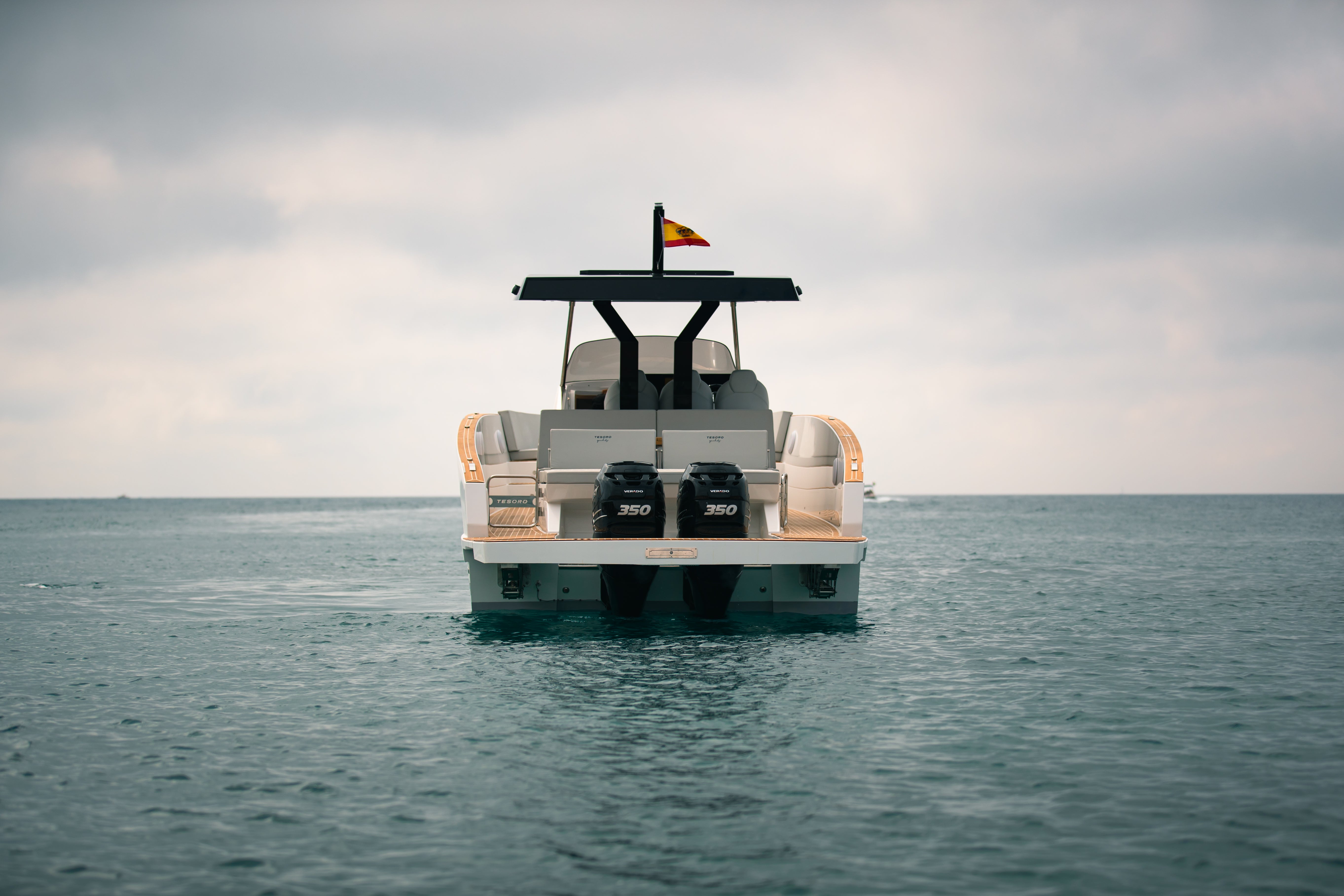 skippered yacht charter Mykonos Greece