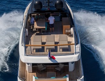 Weekly Yacht for Rent in Cannes