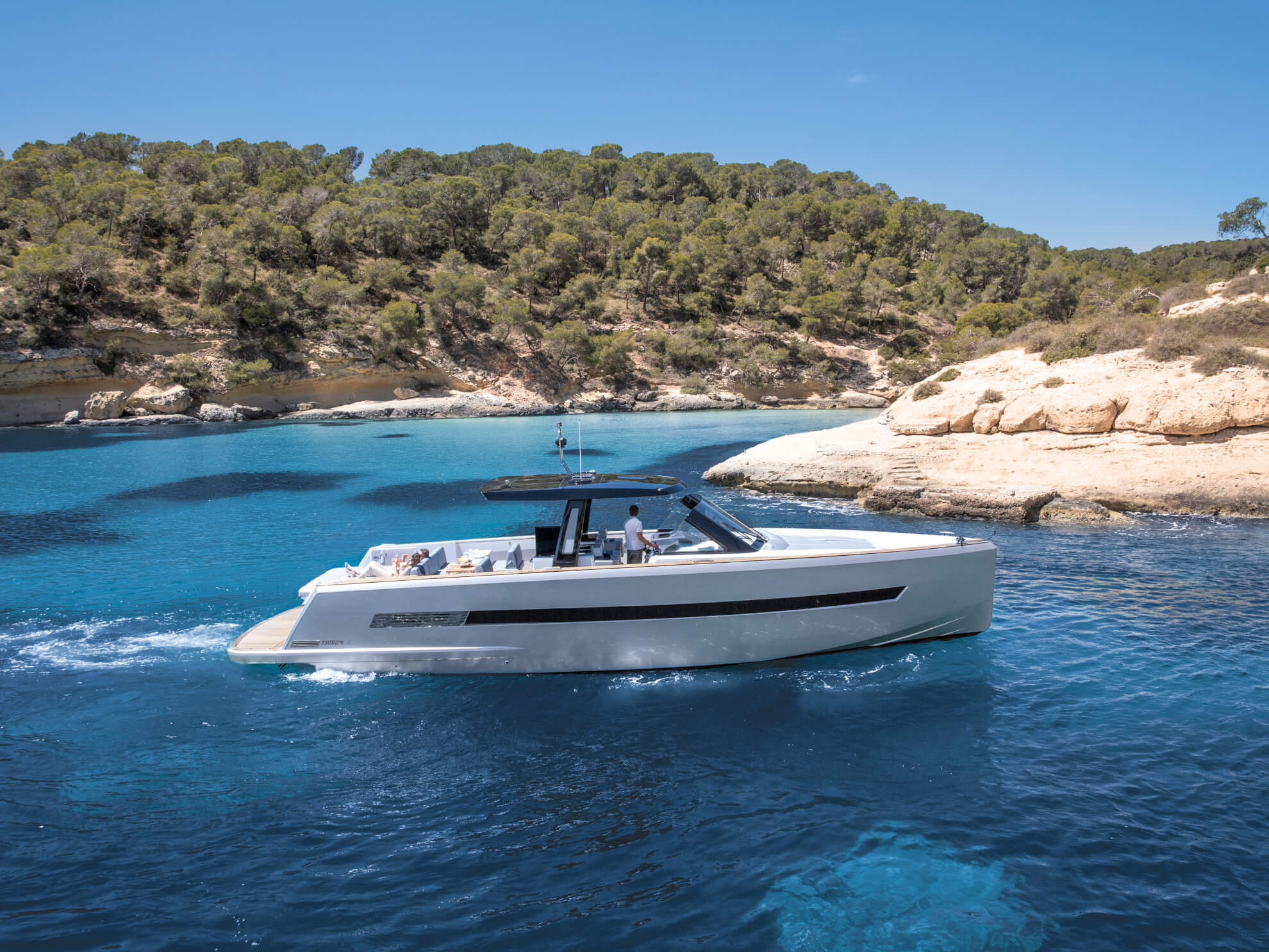 vacation yacht charter St Tropez France