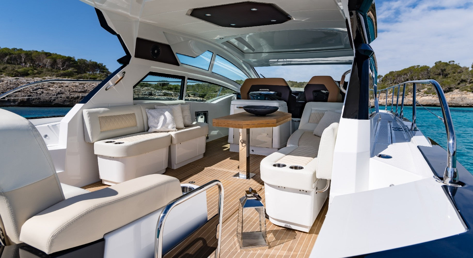 Weekly yacht Charter Antibes France