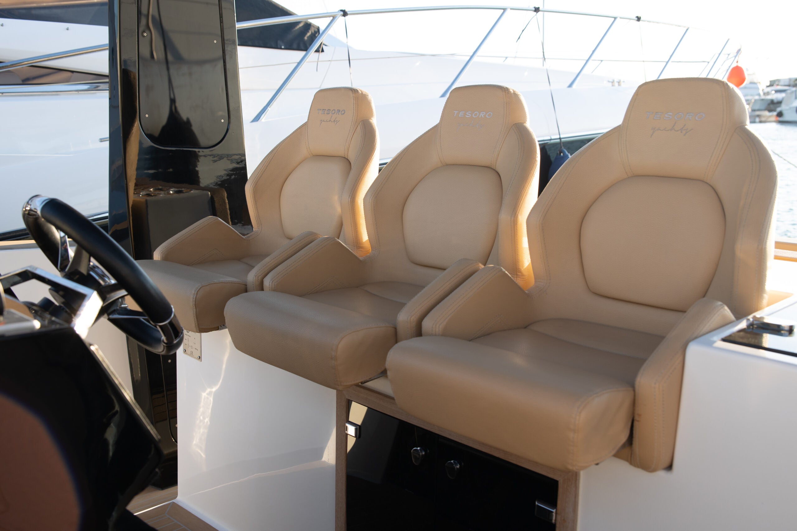 bareboat yacht charter Mykonos Greece