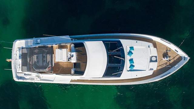 skippered yacht charter Mykonos Greece