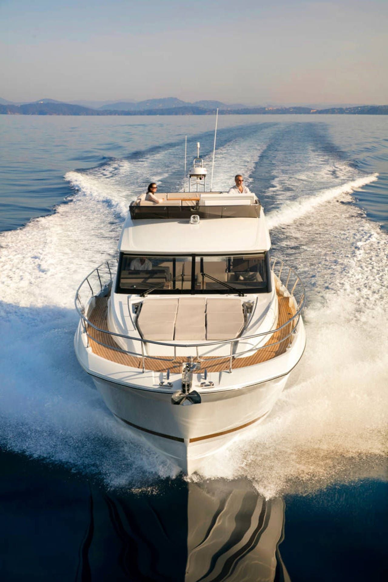 Weekly yacht Charter Nice France