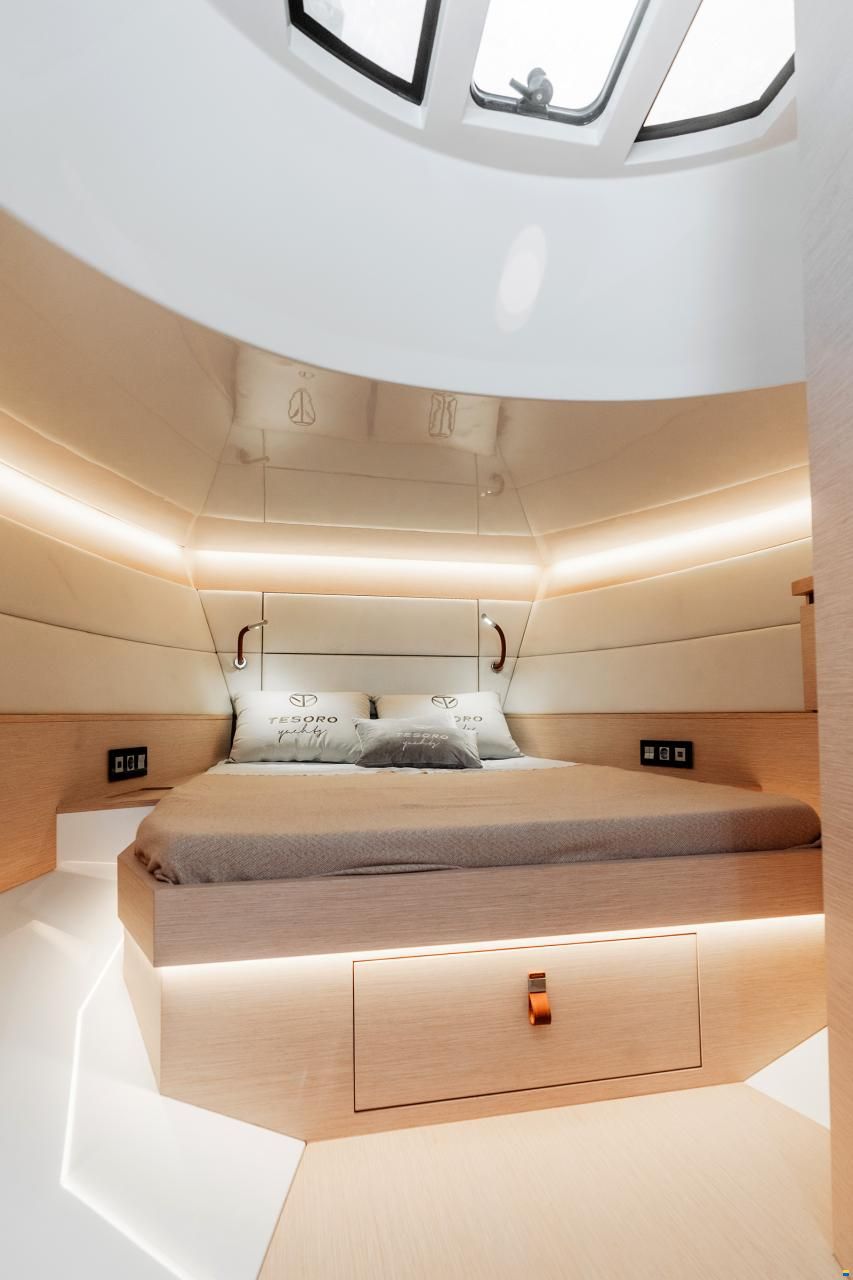private yacht charter Mykonos Greece