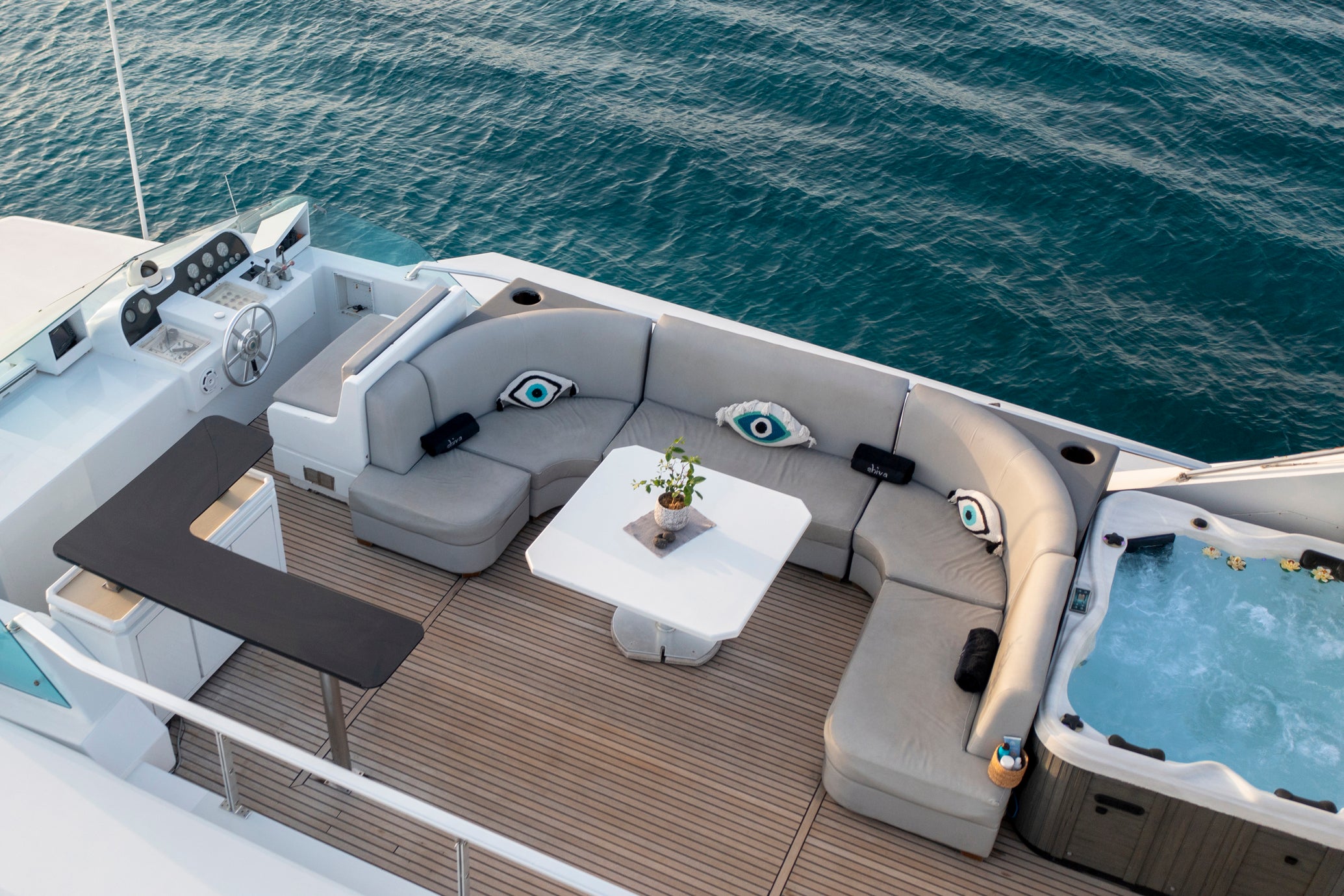 bareboat yacht charter Mykonos Greece