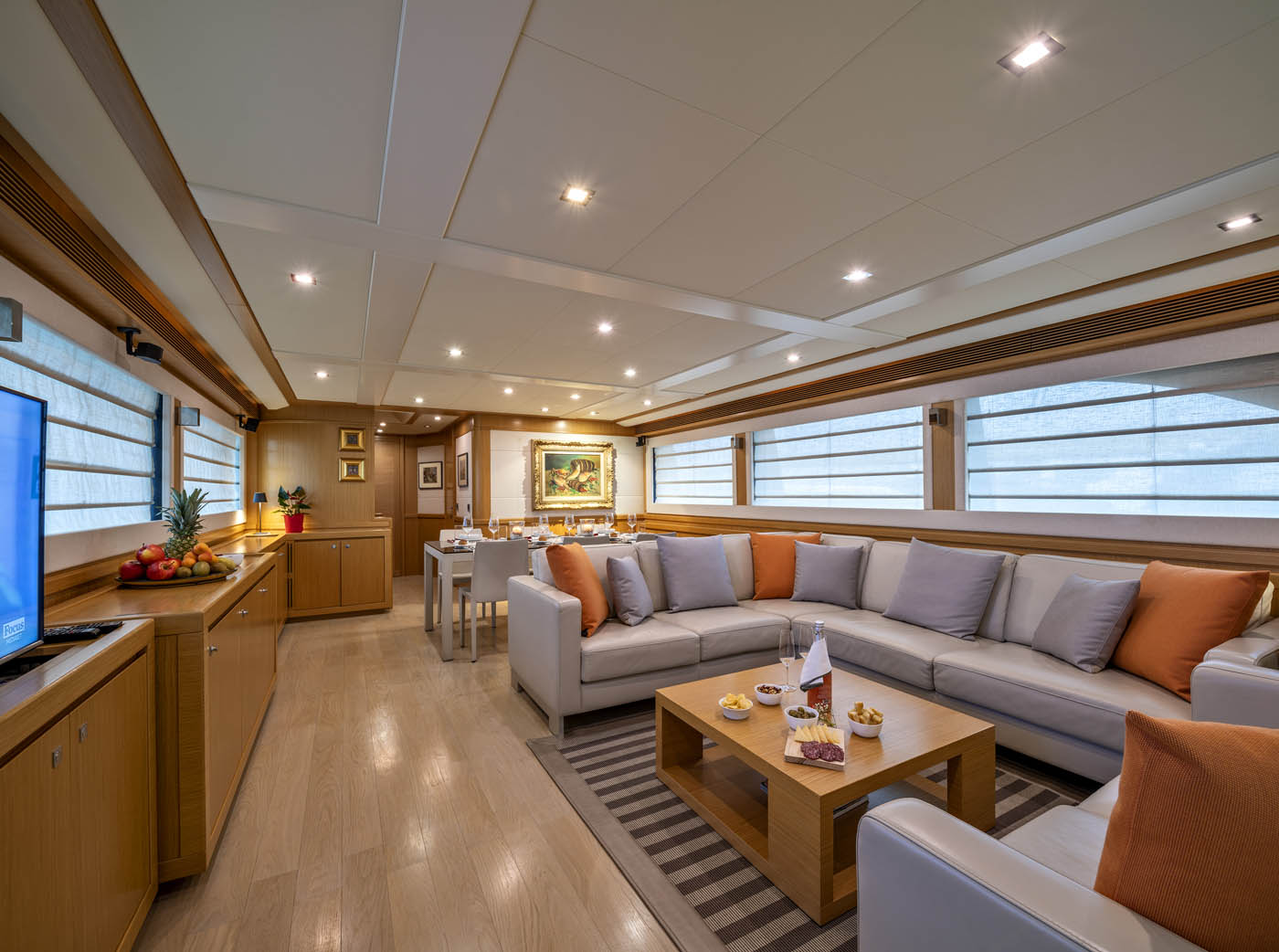 Luxurious yacht charter French Riviera