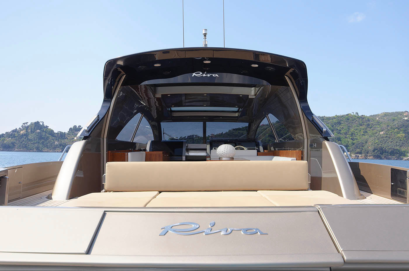 Italian yacht club charters