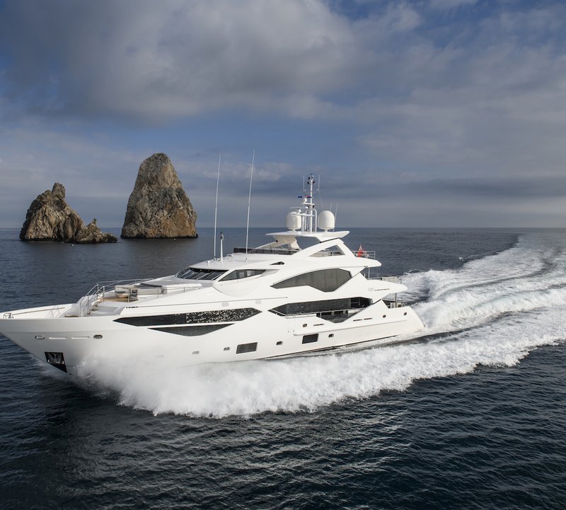 Weekly Yacht Rental South of France
