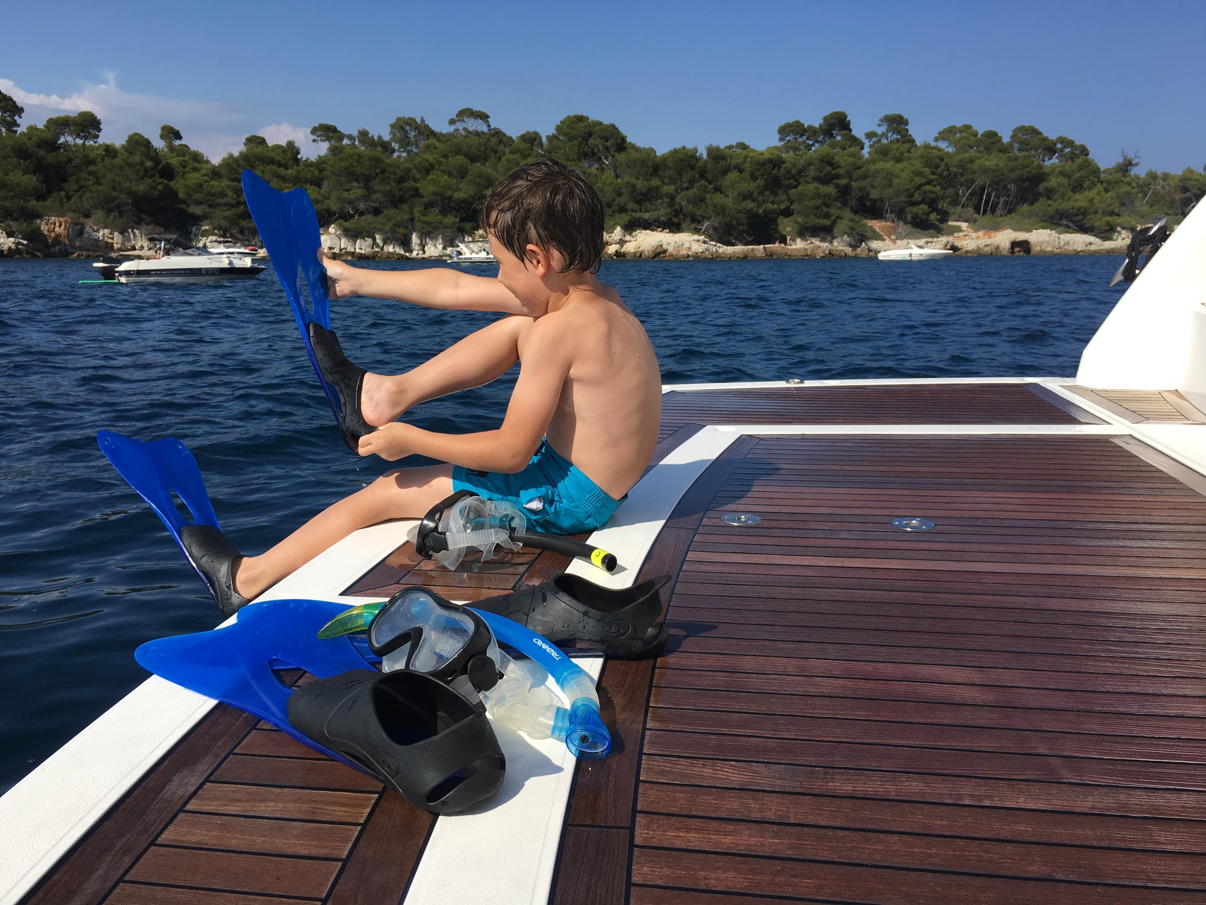 party yacht Charter Cannes