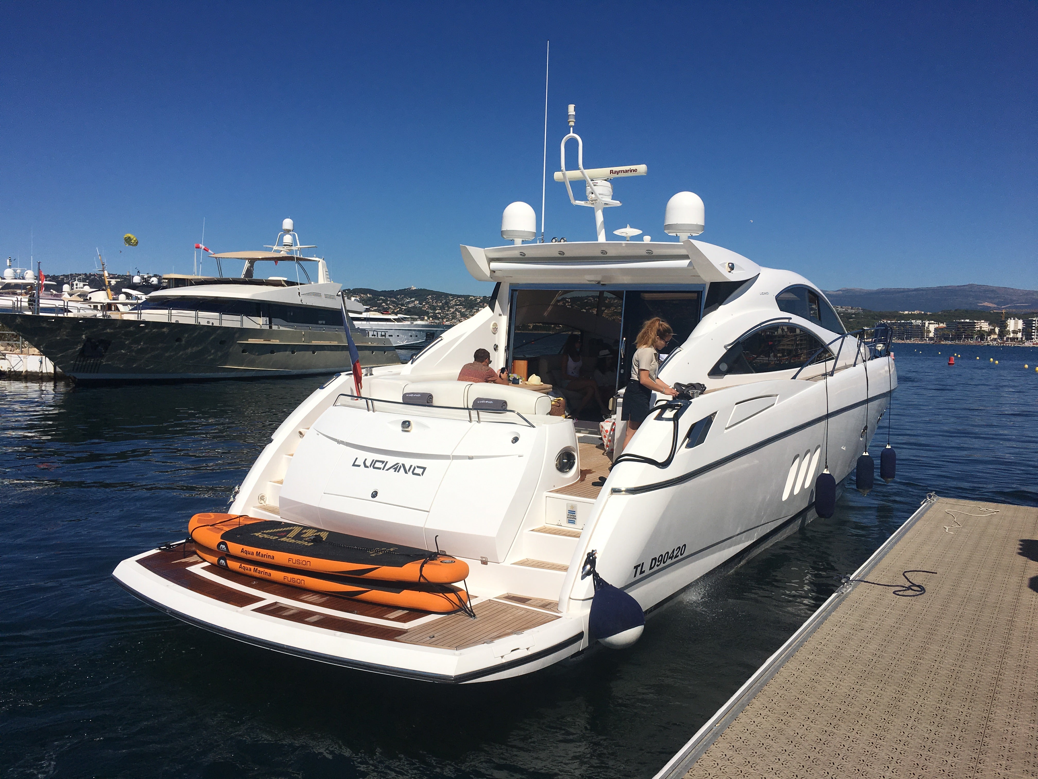 Weekly yacht Charter Cannes