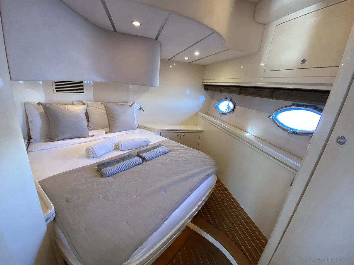 Weekly yacht Charter St Tropez France