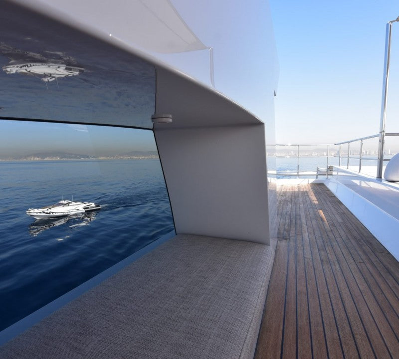 M/Y LIFE SAGA