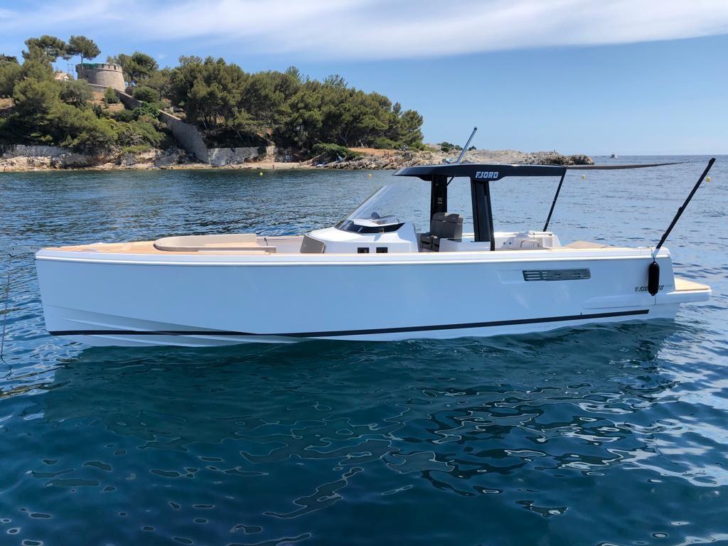 day yacht charter Monaco