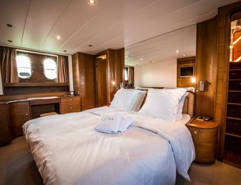 Cannes Yacht Charters