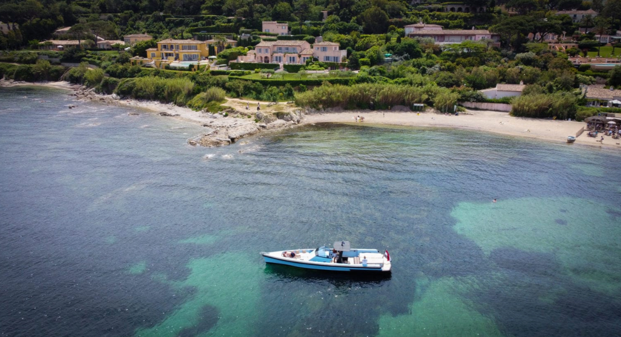 Motor Yacht Rental Cannes France Motor Yacht Charter Cannes France Boat charter Cannes France Yacht for rent cannes France Boat for rent Cannes France Cannes boat rentals Cannes yacht rentals Cannes Yacht Charters Cannes France Yacht Charter Luxurious Yacht Charter Cannes
