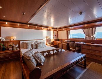 Monaco Yachts Charters