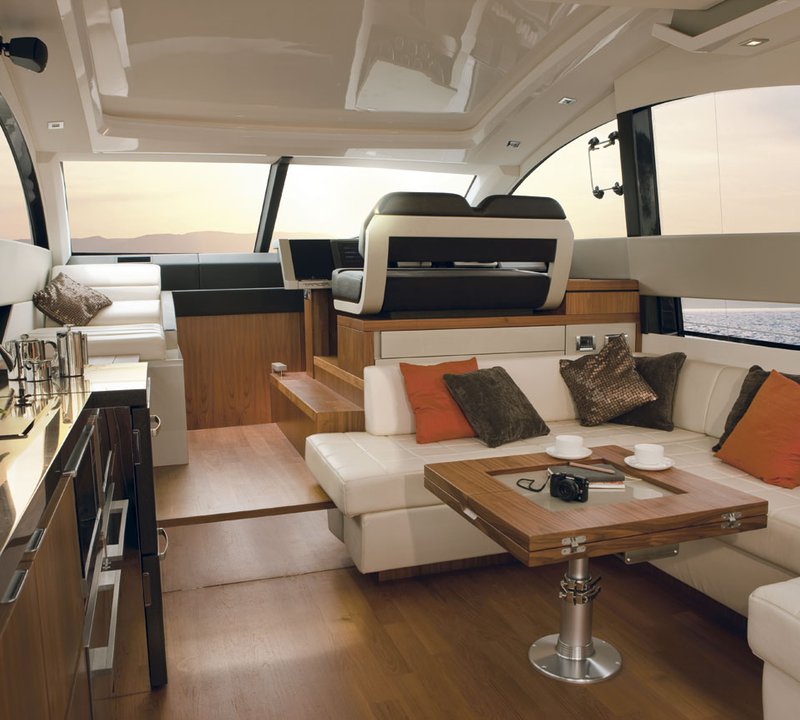 luxury yacht charter Beaulieu-sur Mer