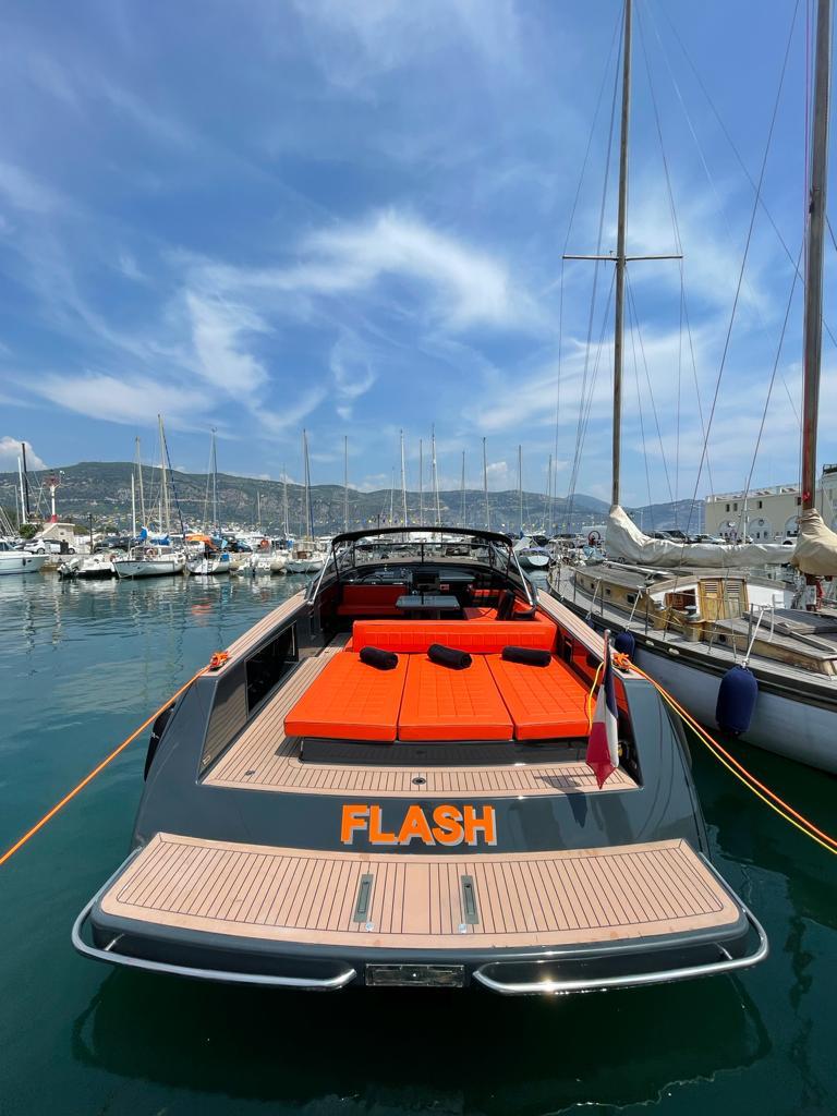 Luxurious yacht charters Monaco